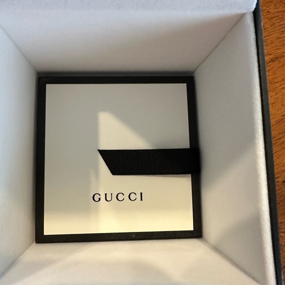 Gucci GG 2570 Watch, 41 mm - Picture 3 of 6